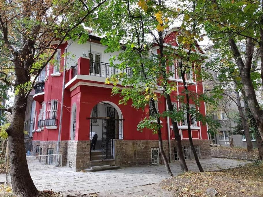 Top Center Studio 3 София Екстериор снимка