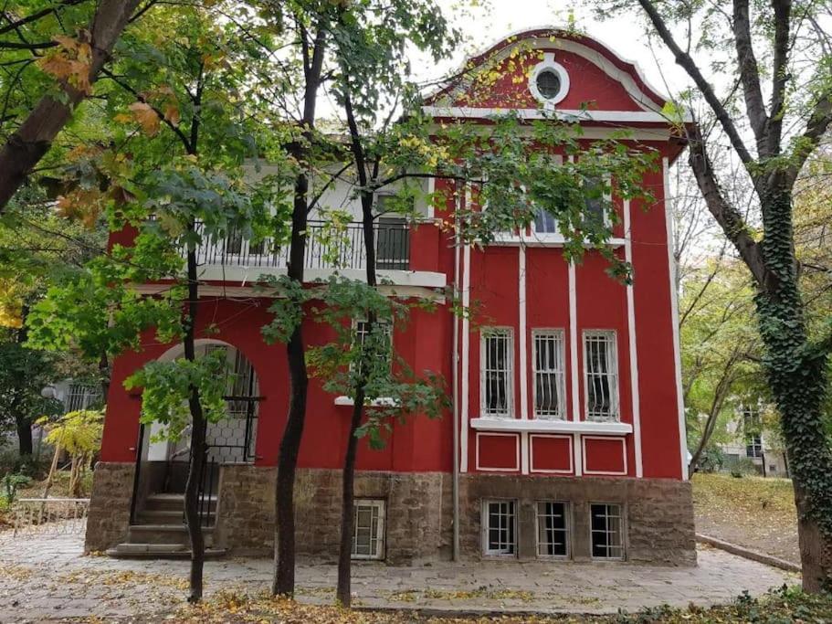 Top Center Studio 3 София Екстериор снимка