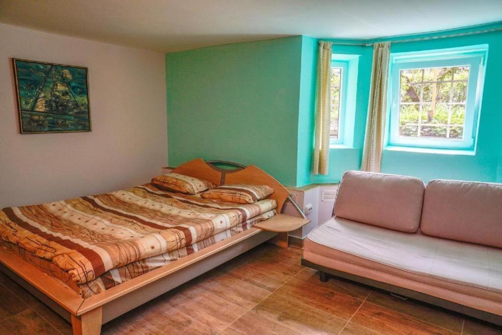 Top Center Studio 3 София Екстериор снимка