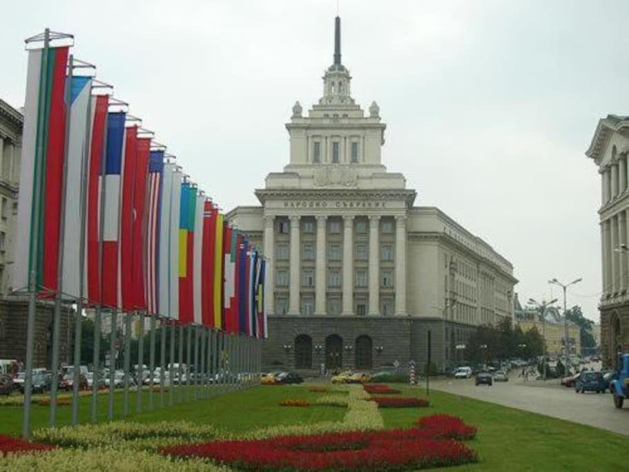 Top Center Studio 3 София Екстериор снимка